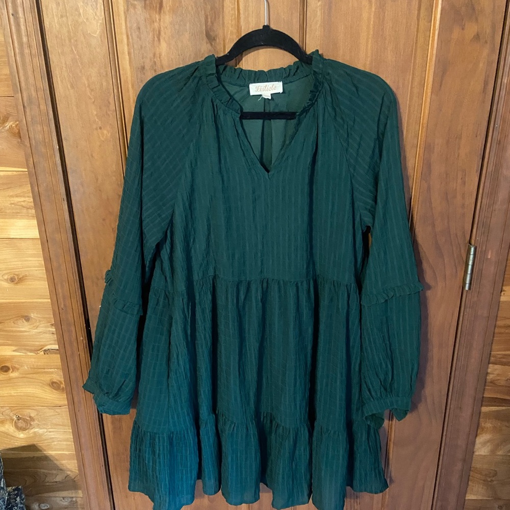 Listicle Forest Green Dress
